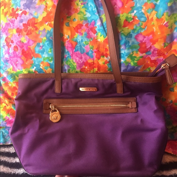 Michael Kors Handbags - Michael Kors bag purse